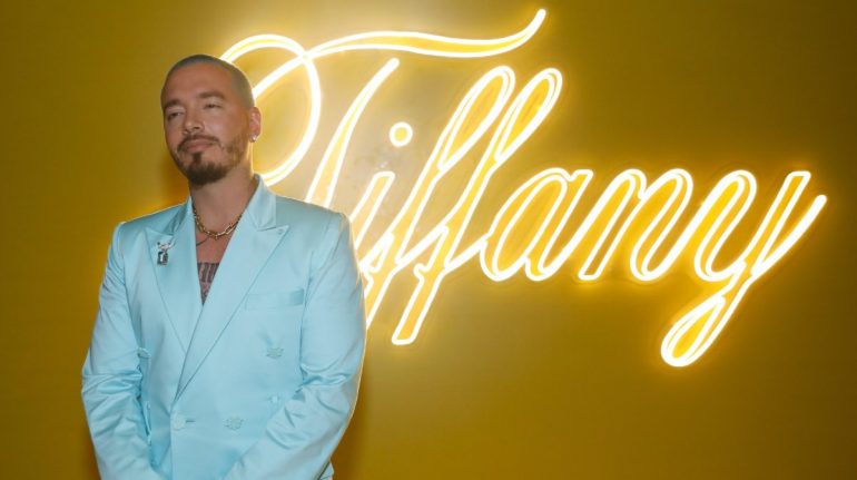 J Balvin presentación Tiffany Brasil
