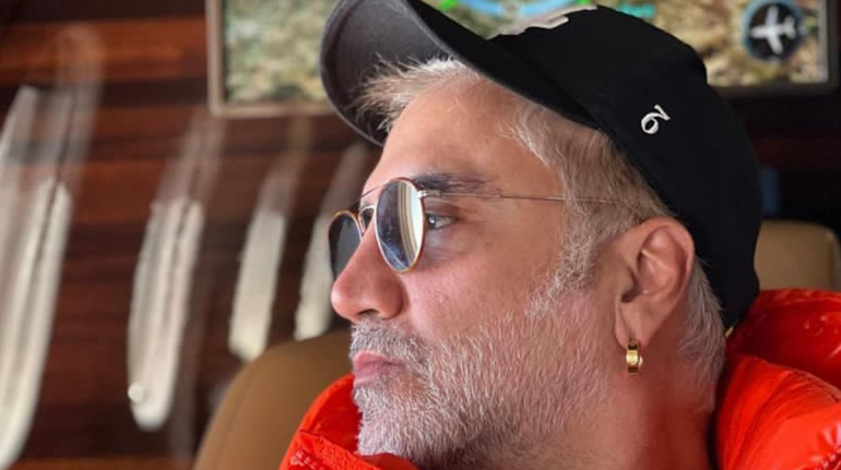 alejandro fernandez enfrenta criticas por su nuevo look
