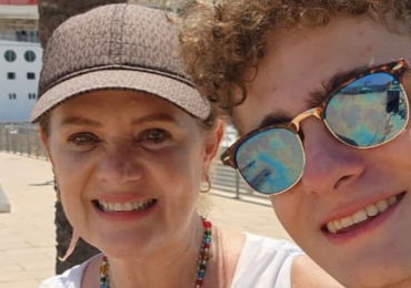 Así lucía el hijo de Erika Buenfil en su debut en la telenovela "Amores verdaderos"