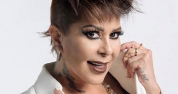 Alejandra Guzmán se dislocó la cadera tras caer en su concierto