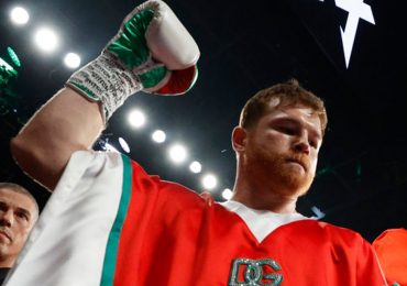 Andrés Guardado "defiende" a Messi y responde a Canelo Álvarez