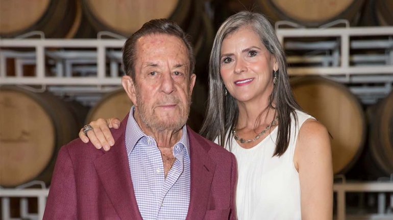 FOTO PARA SALIDA Eloy Vallina Lagüera y Laura Pons de Vallina