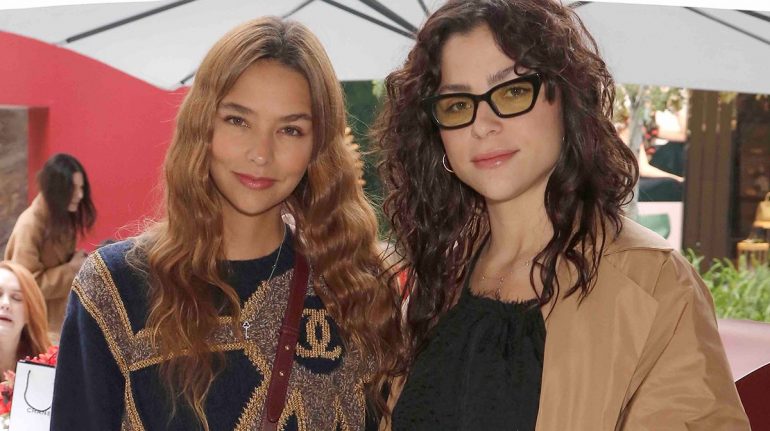 Juana Arias y Paulina Dávila visitan la nueva Pop Up de Chanel Beauty en Artz Pedregal