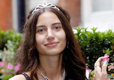 Melissa Raouf es la primera "Miss" en concursar sin maquillaje