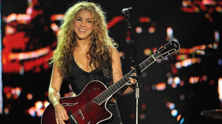 Así suena la canción por la que acusan a Shakira de plagio