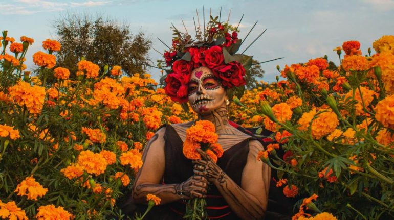 Panteones, exposiciones y ofrendas a visitar este Día de Muertos 2022