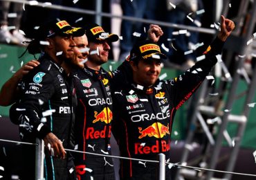 checo perez en el gran premio de méxico