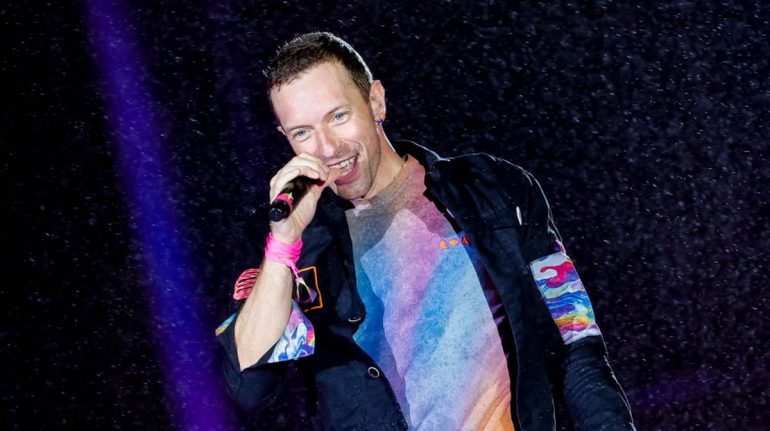 Chris Martin de Coldplay sufre una "afección pulmonar grave" y cancela conciertos