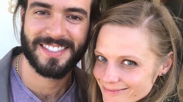 Ana Layevska, Ale Barros, Andrea Legarreta, expresan su apoyo a Pablo Lyle