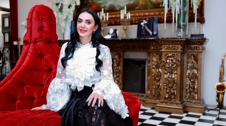 Jasive Fernández participa en una colaboración con Prada México