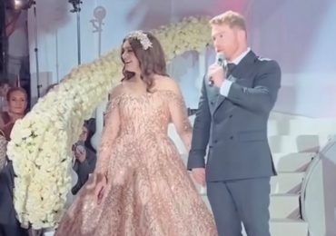 Los vestidos que lució la hija de Canelo Álvarez en sus XV años