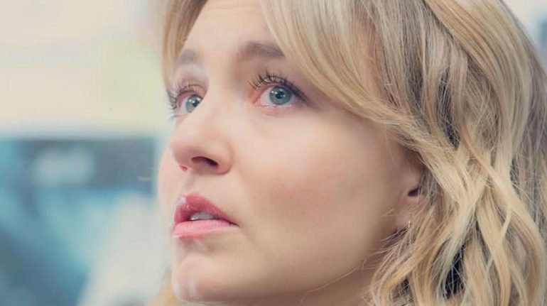 Angelique Boyer sufre la pérdida de su abuelita paterna