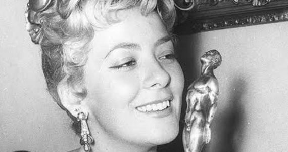 Premios Ariel: Silvia Pinal y otros famosos que han sido galardonados