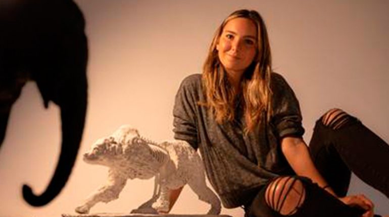 Vero Villarreal promueve el respeto a los animales con su proyecto Osseous