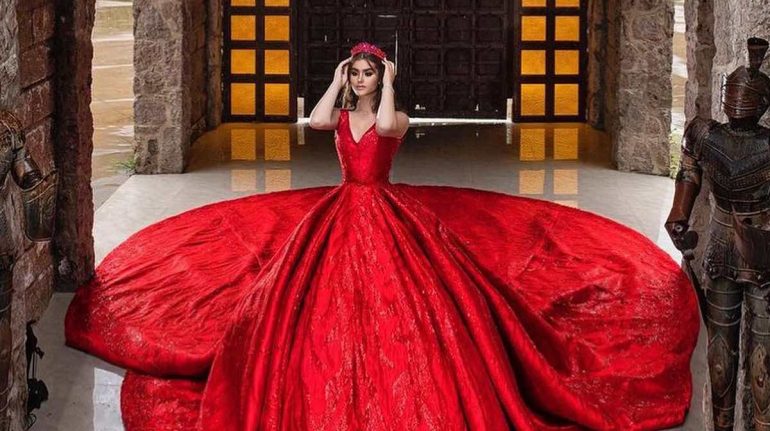 xv años emily cinnamon