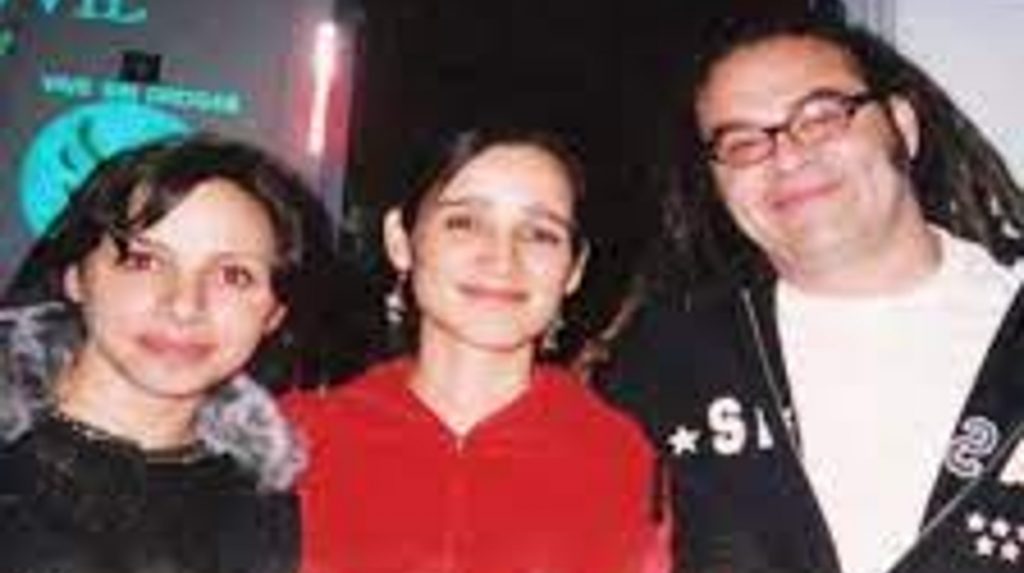 Ellos son los afortunados que han sido parejas de Julieta Venegas Ellos son los afortunados que han sido parejas de Julieta Venegas