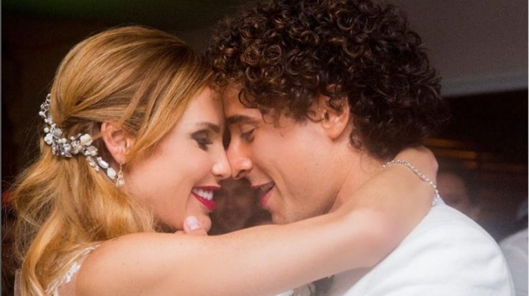 Ella-es-Karla-Mora-esposa-del-portero-de-la-Seleccion-Memo-Ochoa