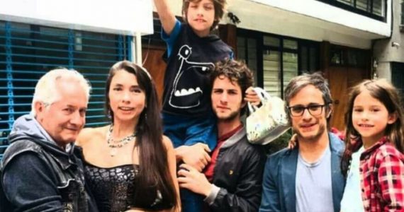 Quienes-son-los-hermanos-delactor-Gael-Garcia-Bernal