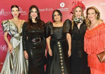 Fashion Group reconoce a lo mejor de la industria de la moda