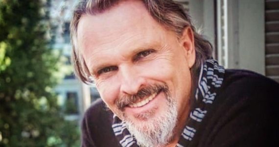 Los secretos que revela Miguel Bosé en su nuevo libro