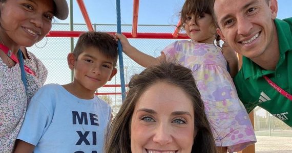 Niñera de la esposa de Andrés Guardado responde a las críticas