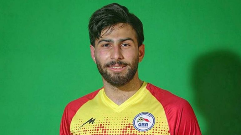 Condenan a muerte a futbolista iraní por defender los derechos de las mujeres