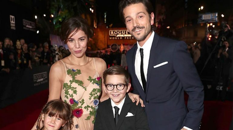 La hija de Camila Sodi y Diego Luna sorprende por como luce ahora