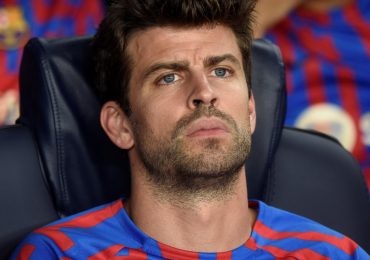 piqué reacciona a bruja shakira