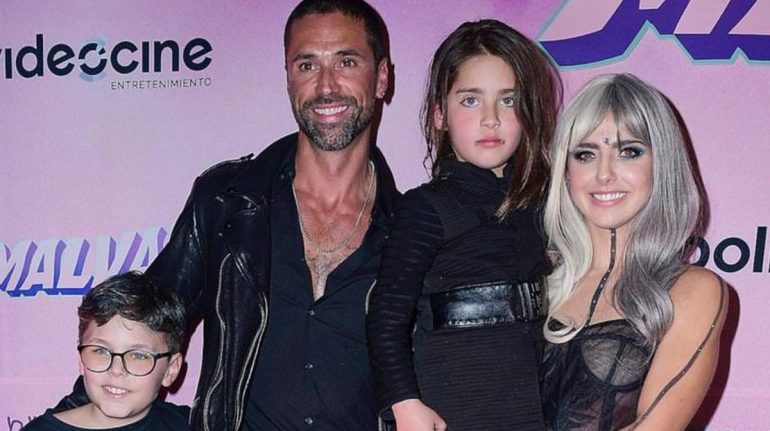 El hijo de Michelle Renaud sorprende por su gran cambio de look