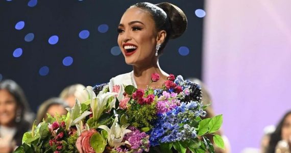 Así luce la Miss Universo R'Bonney Gabriel sin una gota de maquillaje