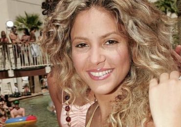 shakira a los 15 años